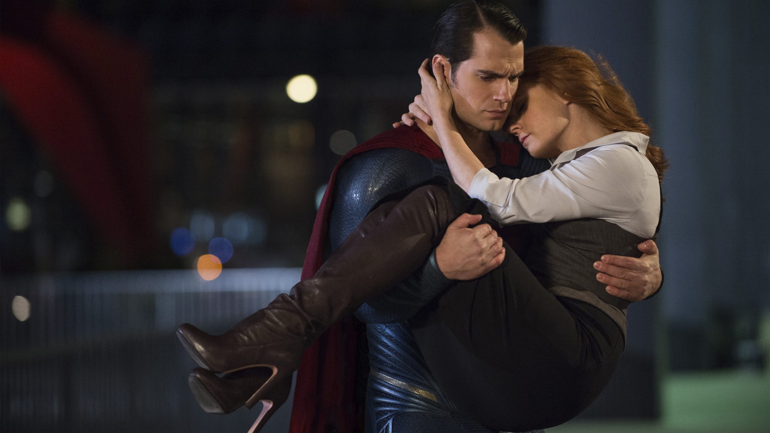 Batman V Superman: Dawn Of Justice (2016) Hindi + English – Full Movie Download & Watch FREE screenshot