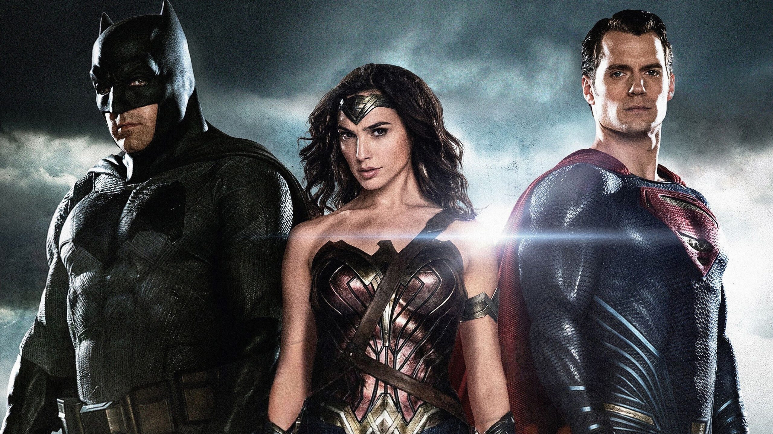 Batman V Superman: Dawn Of Justice (2016) Hindi + English – Full Movie Download & Watch FREE screenshot